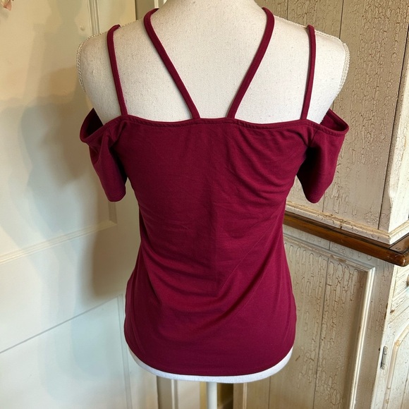 Limited Express Red Short Sleeve Cut Out Blouse - Picture 6 of 12